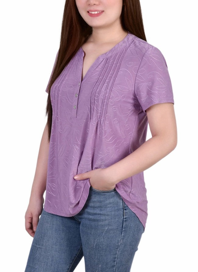 NY Collection Women's Short Sleeve Y Neck Jacquard Knit Top Lilac Size S