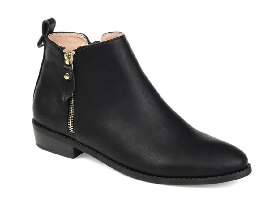 Journee Collection Women's Ellis Side Zip Ankle Booties Black Size 8