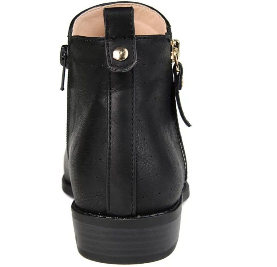 Journee Collection Women's Ellis Side Zip Ankle Booties Black Size 8