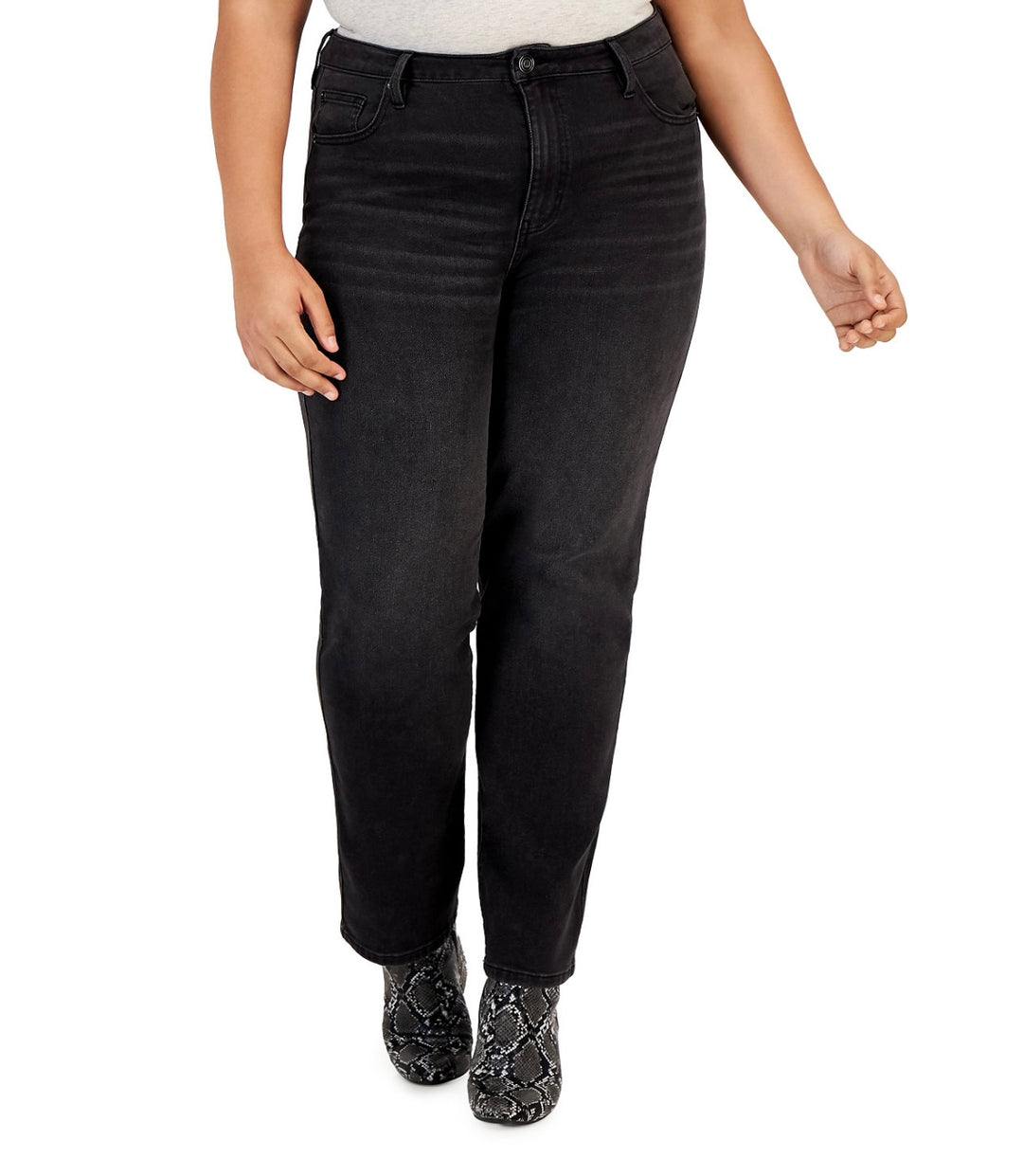 Celebrity Pink Women’s High Rise 90'S Straight Jeans Black Plus Size 14
