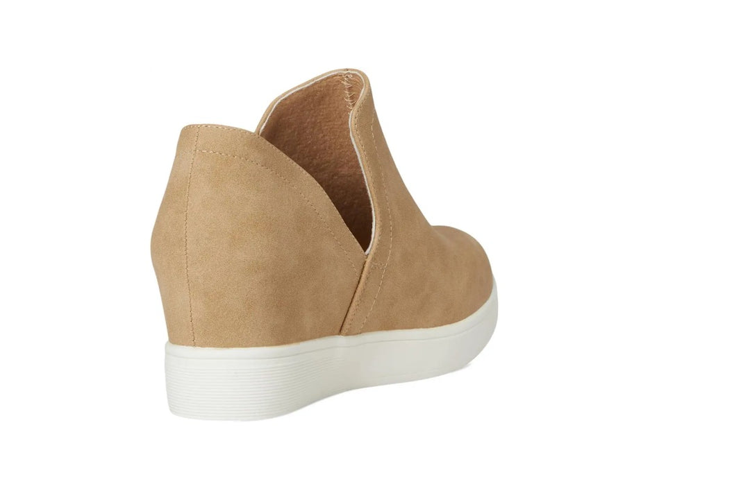 Journee Collection Women's Cardi Round Toe Slip On Wedge Sneakers Shoes Size 7
