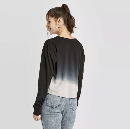GM Women's Corvette Long Sleeve Cropped Graphic T-Shirt Juniors Black