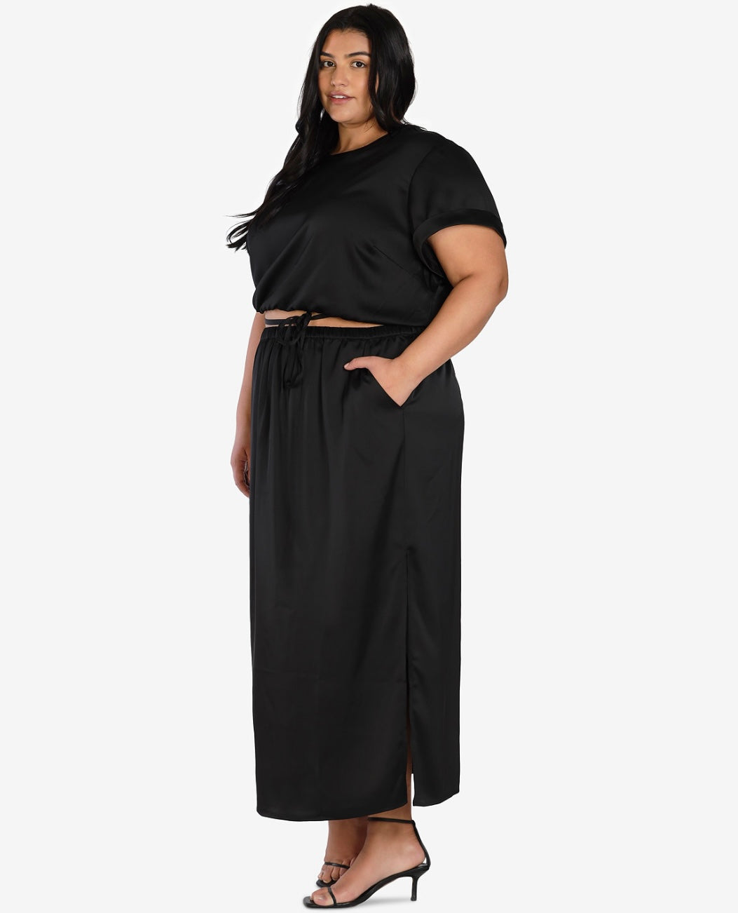 Bar III Women's Nicole Williams English Satin Maxi Skirt Black Plus Size 2X