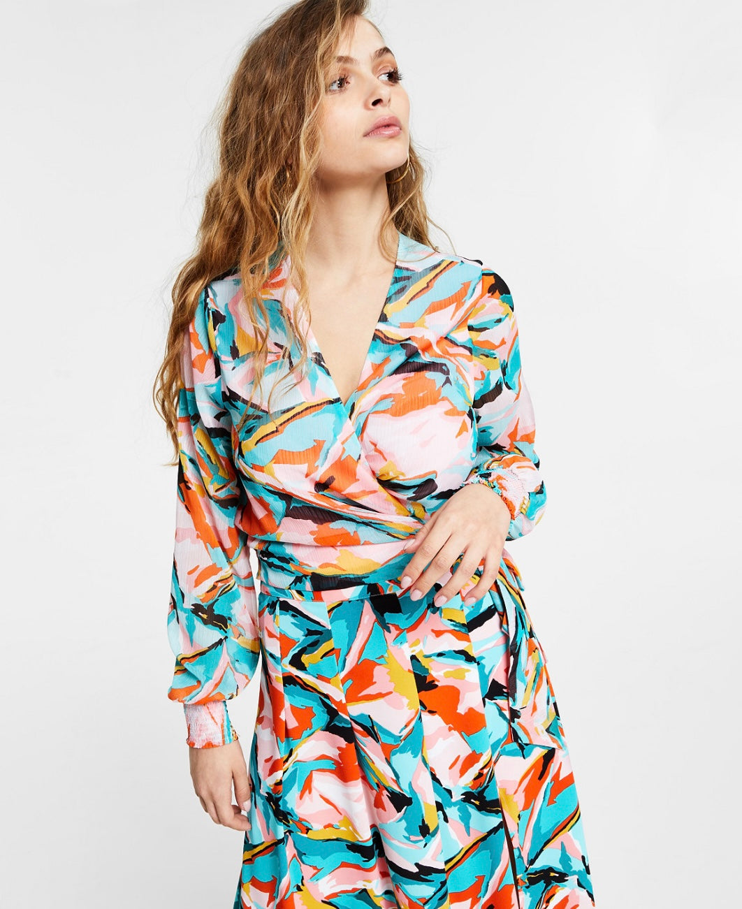 Bar III Women's V-Neck Printed Tie-Waist Wrap Blouse Bright Burst Size XL