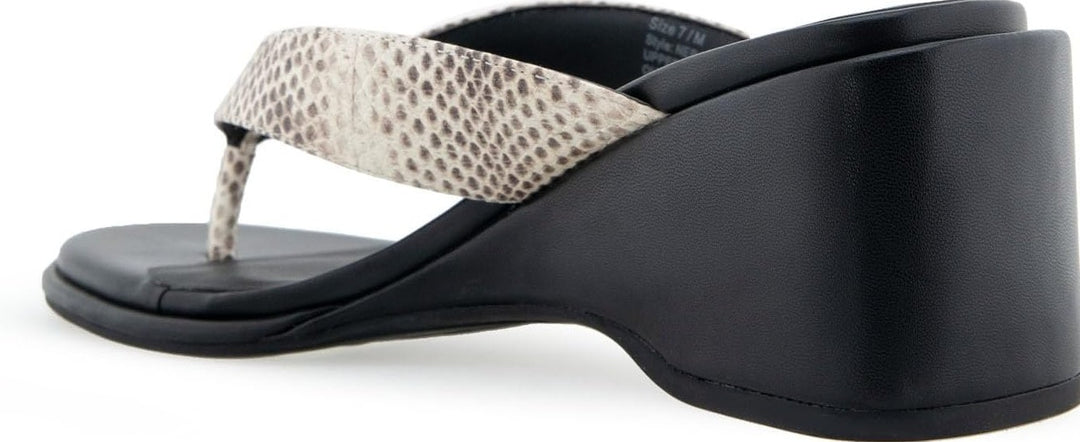 Aerosoles Women's Nero Wedge Flip Flop Sandals Roccia Snake Print Size 7.5