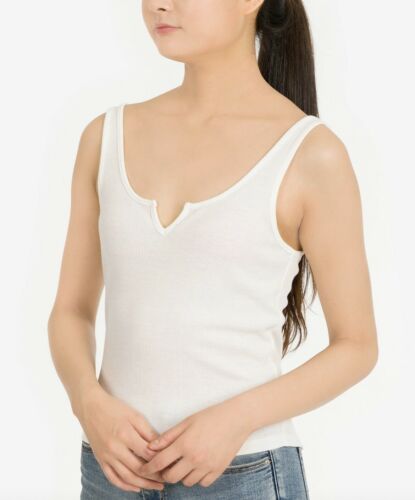 Hippie Rose Juniors' Notched V-Neck Rib-Knit Tank Top