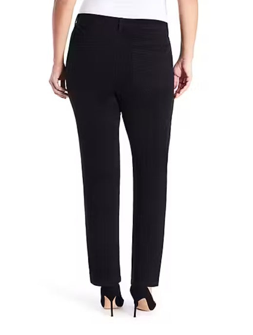 Gloria Vanderbilt Women's Plues Size Amanda Classic Tapered Leg Jean Black