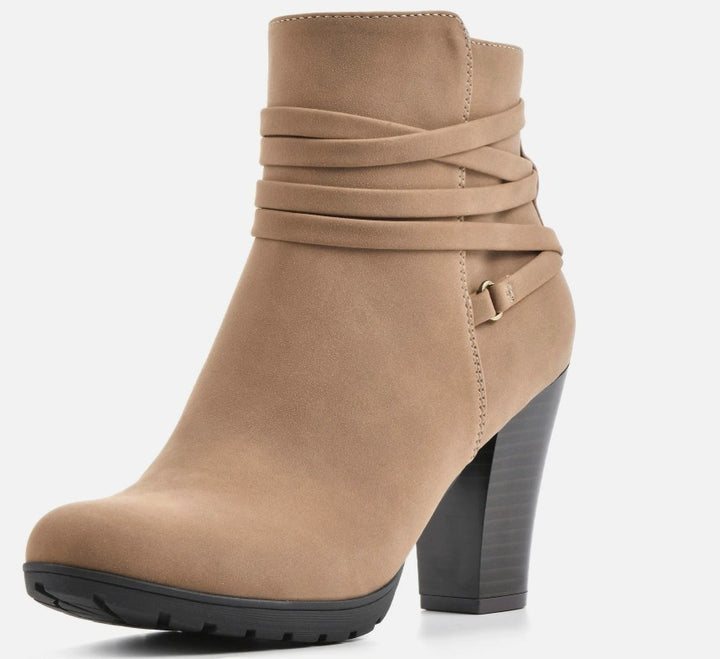 White Mountain Women&