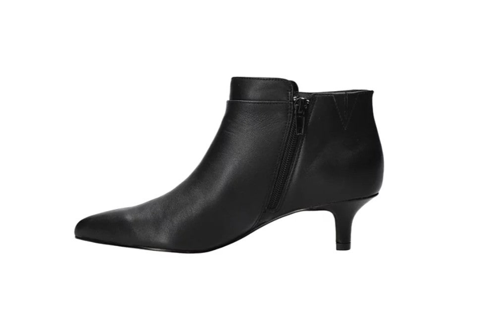 Bella Vita Women's Bindi Shooties Boots Black Leather Size 6.5