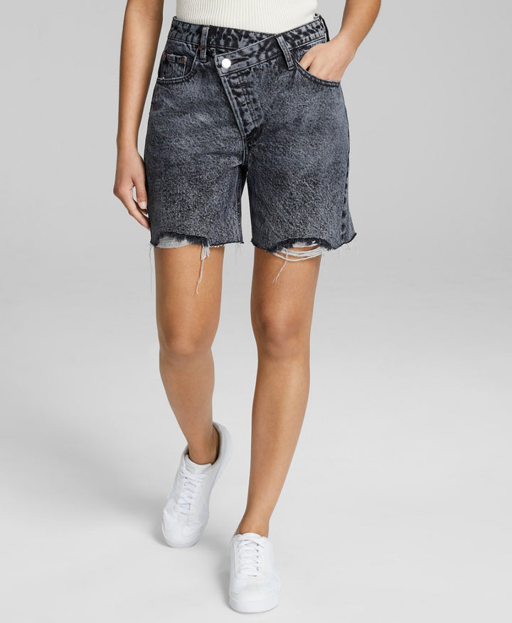 And Now This Women's Pockets Cotton Asymmetrical-Button Denim Shorts Tekin