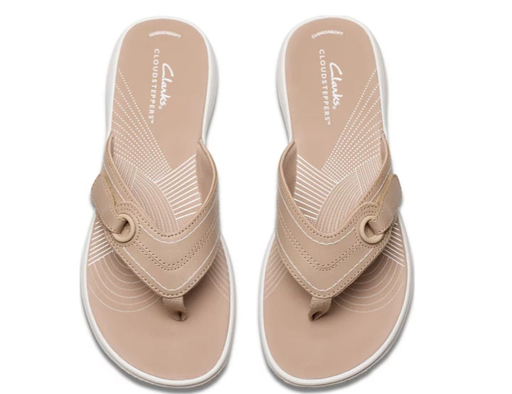 Clarks Cloudsteppers Breeze Reyna Flip-Flop Sandals Sand Size 8
