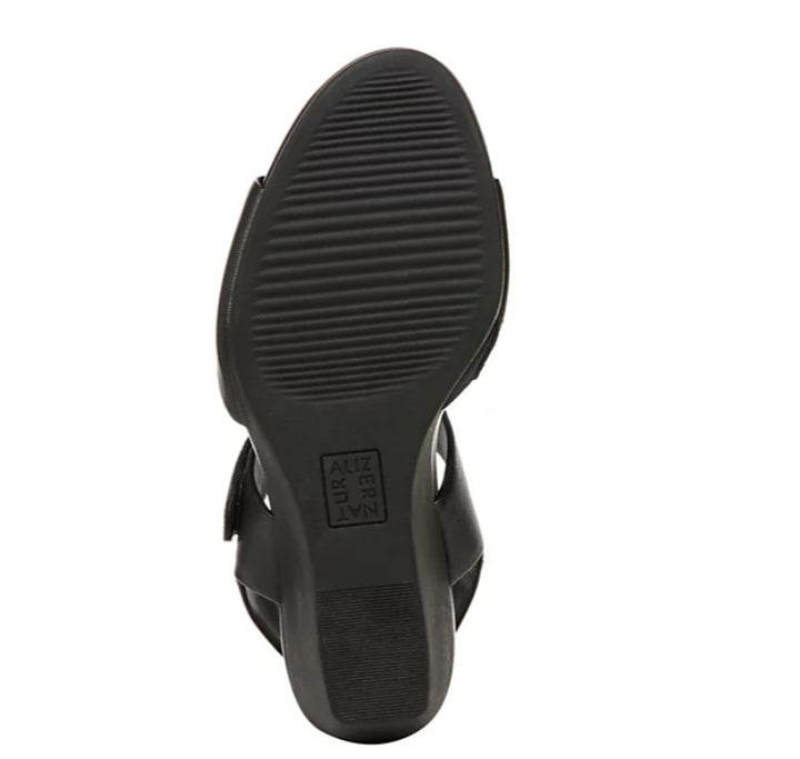 Naturalizer Women&