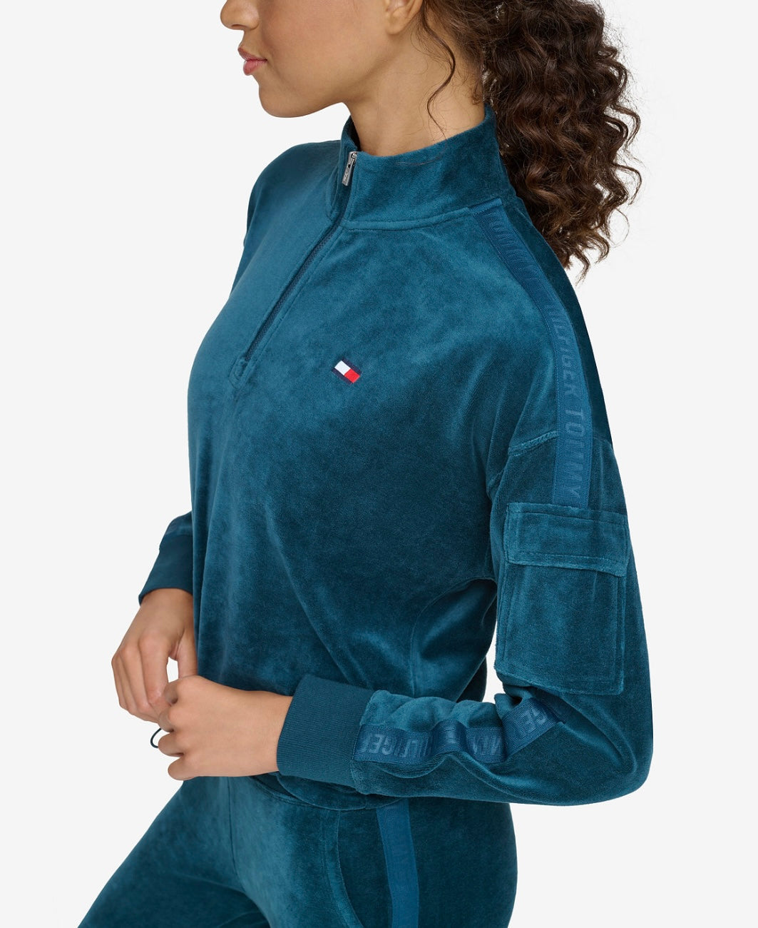 Tommy Hilfiger Women's Cropped Velour Pullover Jacket Oceanic