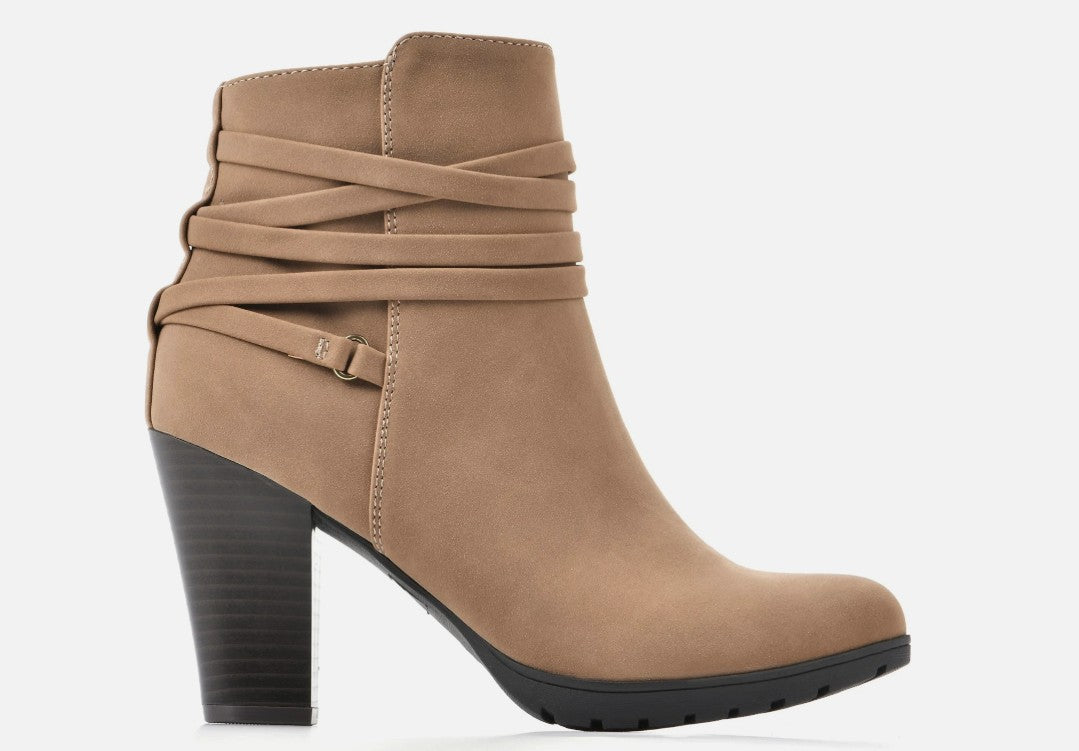 White Mountain Women&