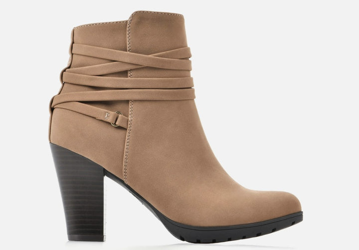White Mountain Women&