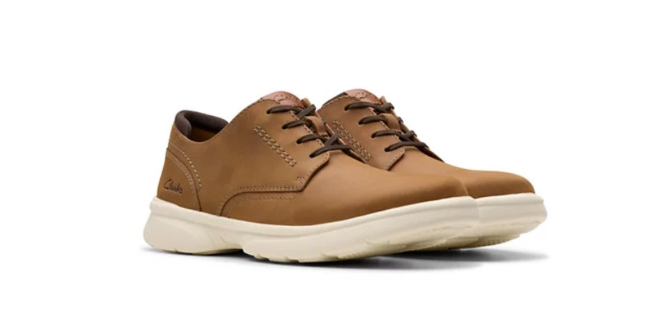 Clarks Collection Men's Bradley Plain Shoes Light Brown Leather Size 7 M